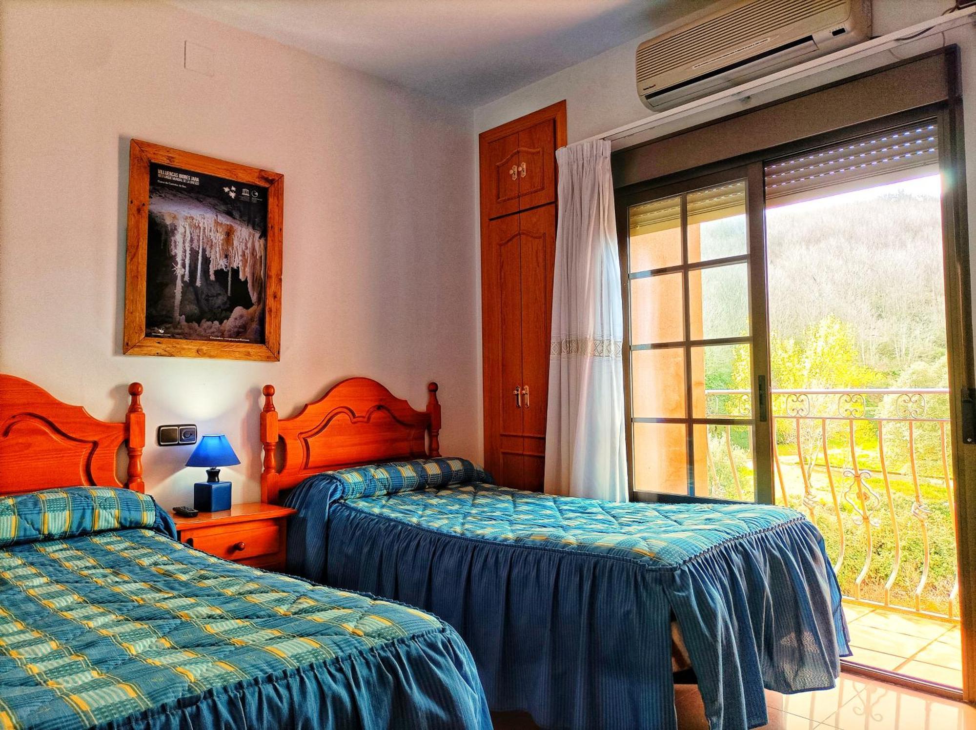 Hostal Restaurante Solaire Castañar de Ibor Εξωτερικό φωτογραφία